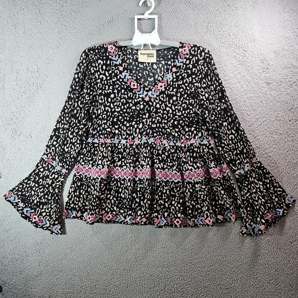 NEW Savanna Jane Embroidered Top Blouse Women Small Bell Sleeve V-Neck Black